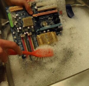 how to clean motherboard